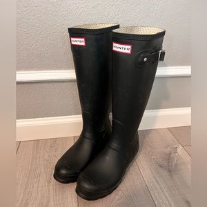 Hunter Original Matte Rain Boots